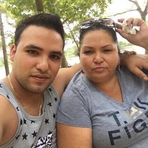 Meet your Posher, Naidy